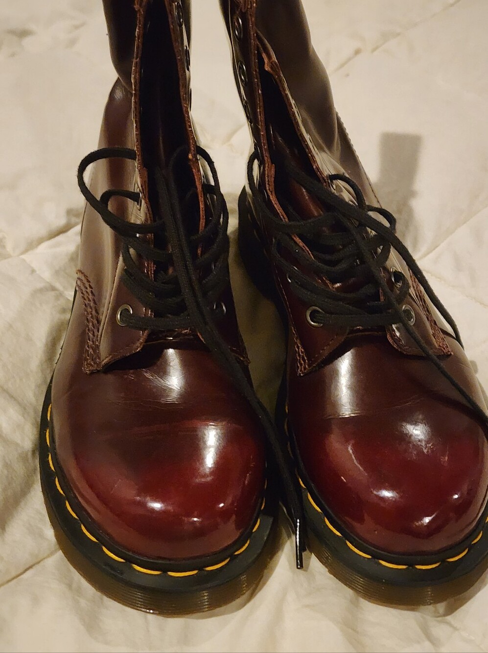 Ladies Dr. Marten 14585 Vegan Cherry Burgandy 8 Hole Lace Up Size 8